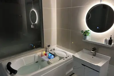[New] Private Jacuzzi | Near Velocity Mall | Mrt | Retro Games