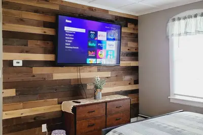 Image de Warm and Inviting Rustic design Vrbo in Taunton