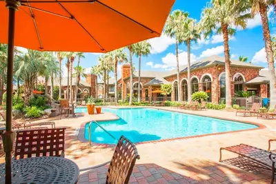 Image de Furnished 2-Bed, 2-Bath Near The Medical Center