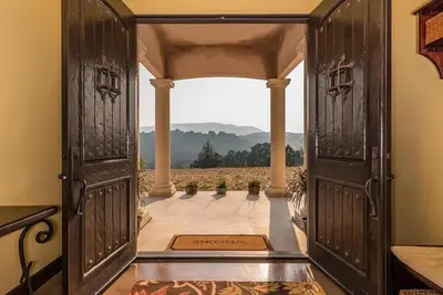 Image de ViNO On ViNEYARD-Westside Wine Trail