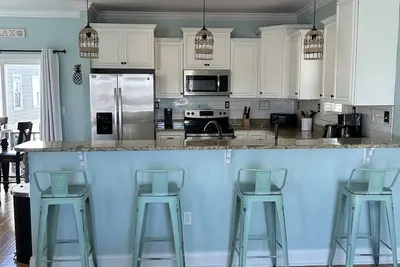 Image de Luxury 3 Bedroom 2. 5 Bath Garden City Beach House