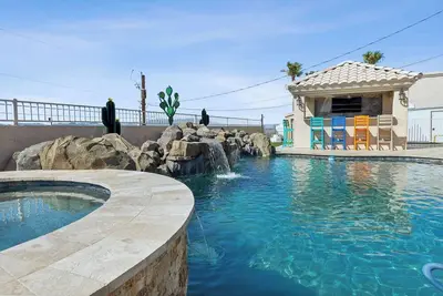 Image de Havasu Hacienda - Pool | Hot Tub | Outdoor Kitchen