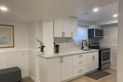 Image de Cozy Suite-Close to Pickering Casino Resort, dog parks, and waterfront Trail
