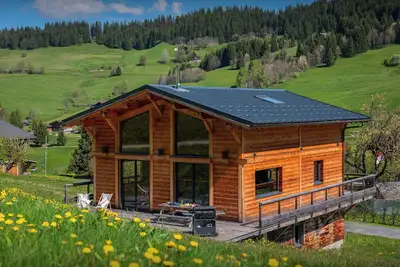Image de Chalet Ndb - séjour skis aux pieds en famille pour 12 - Ovo Network