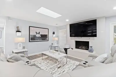 Image de 3-bedroom Luxury House in Family-friendly Peachtree City with Golf-cart Option