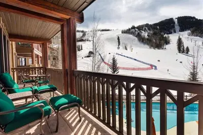 Image de Ritz Carlton Club-Luxury 2-bedroom Ski-In, Ski-Out, charming Aspen Highlands.