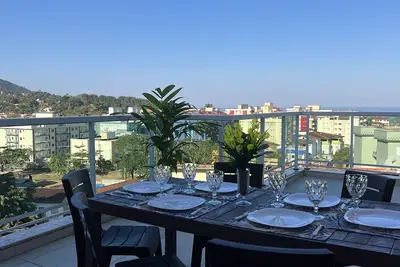 Image de 🌊 Very cozy spacious penthouse 450 m from the beach