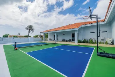 Image de The Court Villa-Pool-Jacuzzi-Outdoor Bbq Heaven
