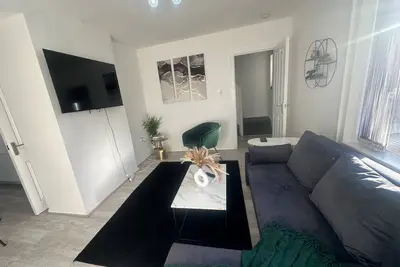 Image de Airport House - Long Stays, Near Hospital!