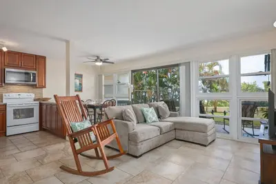 Image de Beautifully appointed 2-bed, 1-bath condo in the heart of Kealakekua, Big Island of Hawaii.