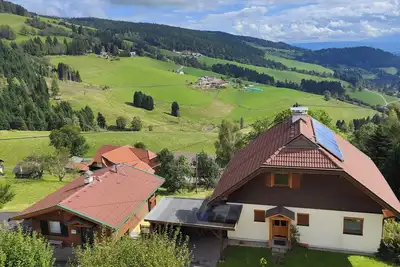 Image de Gîte authentique avec sauna près du lac Klopein