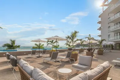 Image de Zantamar 201e: Beachside Escape With 2 pools
