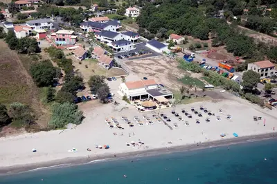 Image de Logement pieds dans l'eau - Moriani plage