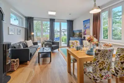 Image de Beautiful vacation home with terrace and balcony on the Peene River