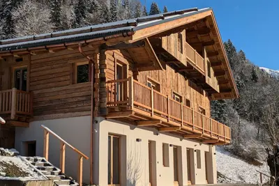 Image de Lodge alpin chaleureux, 4 chambres, 10 pers, parking, terrasse, Arêches-Beaufort