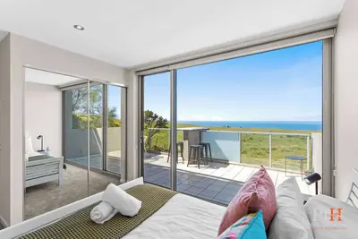 Image de All the Views, 2 Bedroom App San Remo