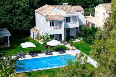 Image de Ormos Beach House - Quatre Chambres Villa, Couchages 9