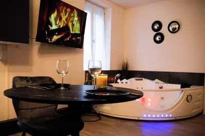 Image de Suite Romantique Jacuzzi