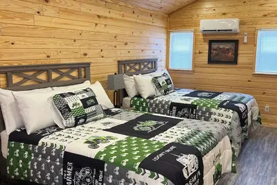 Image de Cabin Unit 2 of 6 with 1 bedroom and WiFi, Ac in serene Paige