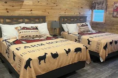 Image de Cabin Unit 4 of 6 with Ac and WiFi in serene Paige
