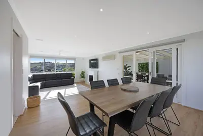 Image de Logans Beach Apartments - The Beach House