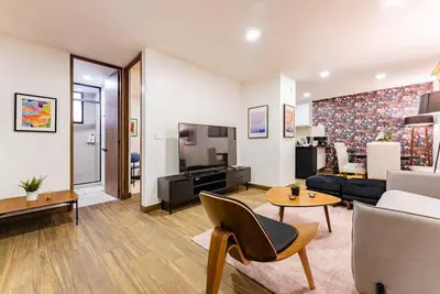 Image de Trendy Stay w/ Gym, Parking & Close to Attractions