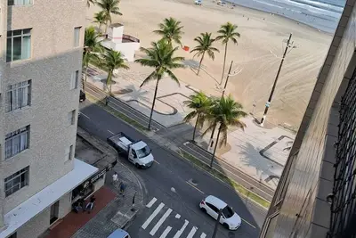Image de Kitnet Pé na Areia - É só descer e curtir.