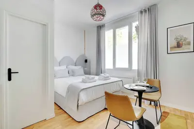 Image de Studio mignon dans le quartier éclectique du 18e arrondissement - 1