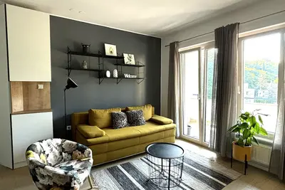 Modern & Charming - Free Private Parking - One Bedroom Apartment