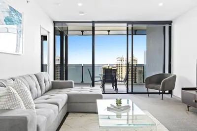 Image de Circle on Cavill - 1 Bedroom + Study Ocean