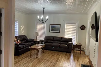 Image de Spacious 3 bedroom 3 bath house that sleeps 10. 20 minutes to whiteface.