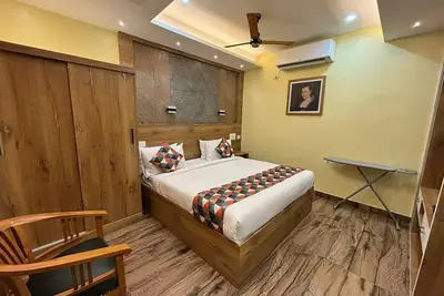 Image de Forest Transit Hotel - Welcome to our Luxury Hotel