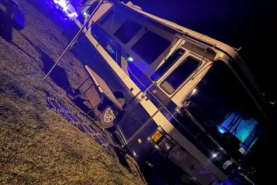 Image de Cozy Remodeled Rv with WiFi and Ac in welcoming La Pine