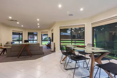 Image de Relaxing 3bd in tranquil setting