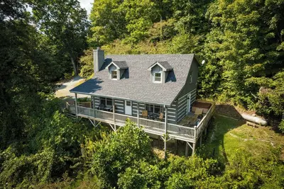 Image de Boone/Blowing Rock Mountain View Cabin: Hot Tub, Sleeps 8 - Perfect Getaway!