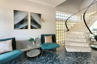 Image de Modern maisonette apartment with garden access and bicycle parking space, only 7 minutes' walk to the