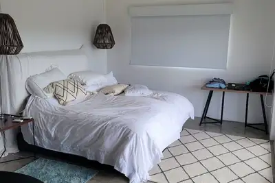 Image de 2+ Bedroom, 2. 5 Bath newer Condo on Gringo Hill, 2 King size beds, 2 view patios