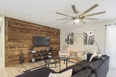 Image de Breeze Retreat on Eugie Terrace #42045