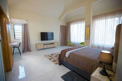 Image de Luxueuse Villa de 4 chambres à Calodyne
