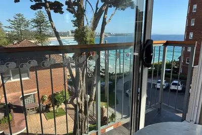 Image de North-West facing family apartment with beach views and a parking space.