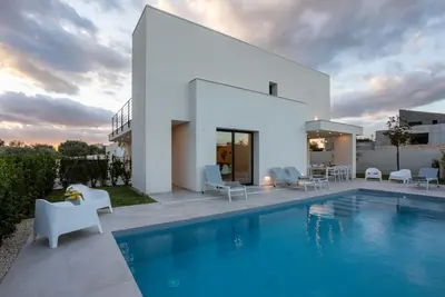 Image de Villa Nerissa - sea view villa IsulaTravel