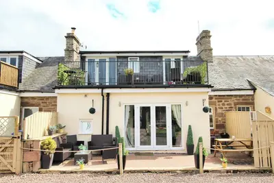Image de Cottage de 3 chambres à Norham Berwick-upon-Tweed - Feu de bois - Chiens accepté
