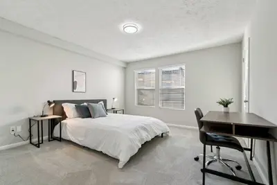 Image de Halsten at Vinings 2106 Spacious 2Bd 1. 5 Bth