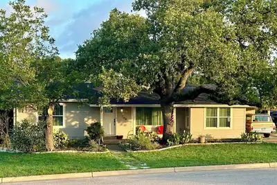 Image de Spacious 3 bedroom hom in charming Marble Falls with WiFi, Ac