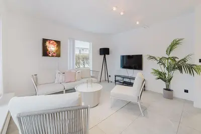 Image de Cosy & Spacious apartment - Free parking