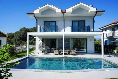 Image de Villa Kardelen_sleeps 10_all en-suite_private pool