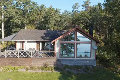 Holiday home in Dalskog with a panoramic lake view | Se17006