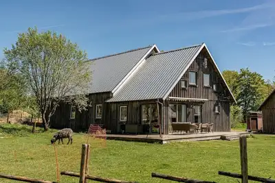 Image de Kockabygget: Charming holiday apartment on a rural farm outside Laholm | Se02059