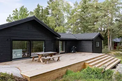 Image de Holiday home with lake view on Rådmansö, Norrtälje | Se13037