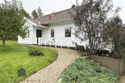Image de Modern and cozy cottage near beautiful Fjällbacka | Se09044